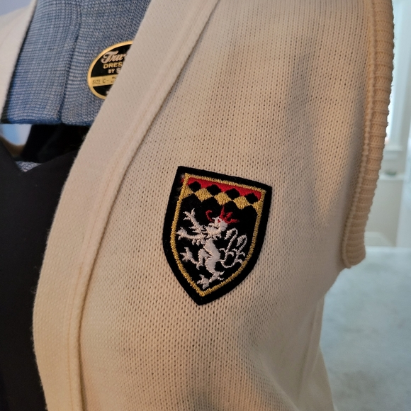 Vintage Glamour Knit Sweater Vest - Picture 2 of 12